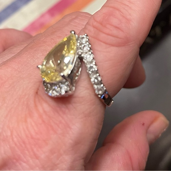 Cocktail Ring - Picture 3 of 3